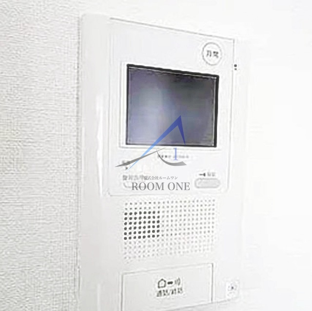 エステムプラザ凌雲閣のセキュリティ|モニター付きインターホンです。
