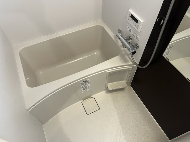 【浴室】 | セレニティコワカエBトウ | きれいなお風呂です