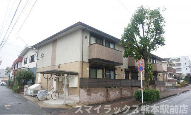 熊本市中央区帯山２丁目のアパート