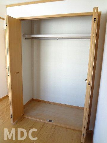 板野郡藍住町矢上字原のアパートの収納