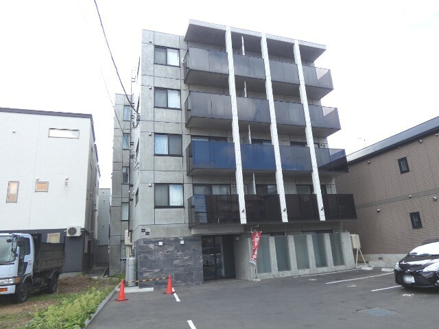 コローレ　Ｅ１７