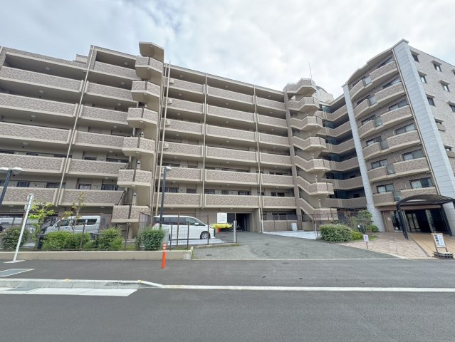 「西向日」駅徒歩１2分◆７階部分最上階角部屋の３ＬＤＫ住戸◆オークリッチむこうまち