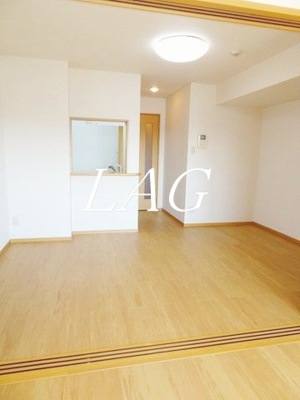 【居間・リビング】 | ドゥー・パラダイム | 洋室のお部屋です。