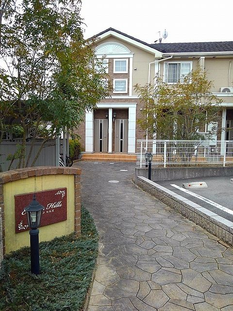 イースタンヒルズのエントランス