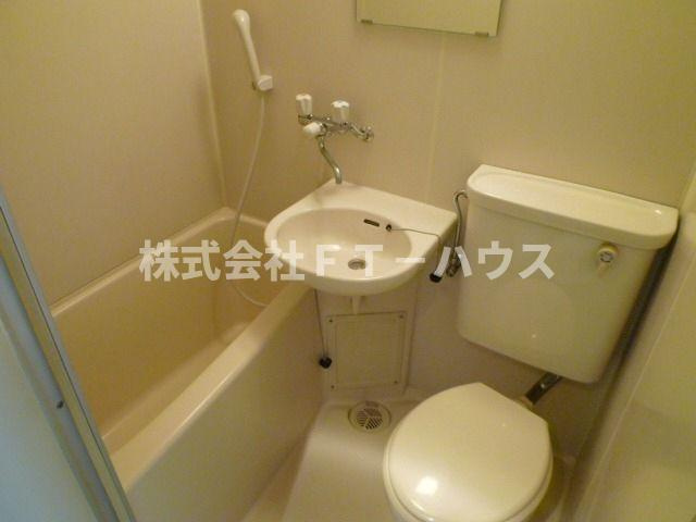 ガーデンヒルズ中山(K-048)の浴室