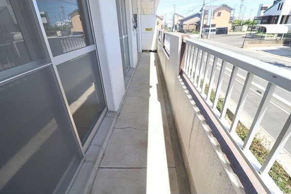 アーバンライフ　ウエダ　　刈谷市近郊の賃貸はクラスホーム刈谷店のバルコニー