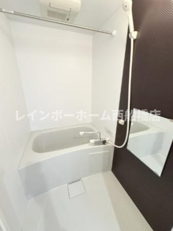 クアトロ本千葉の浴室