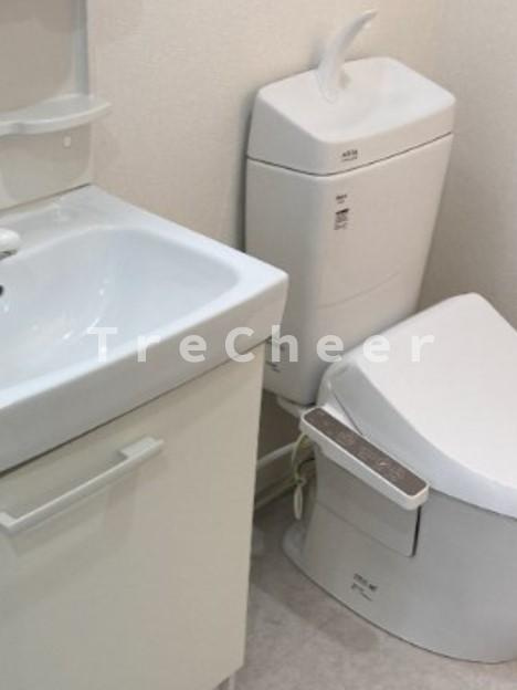 AMFC RESIDENCE SHIMO-OCHIAI(AMFCレジデンス下落合)のトイレ