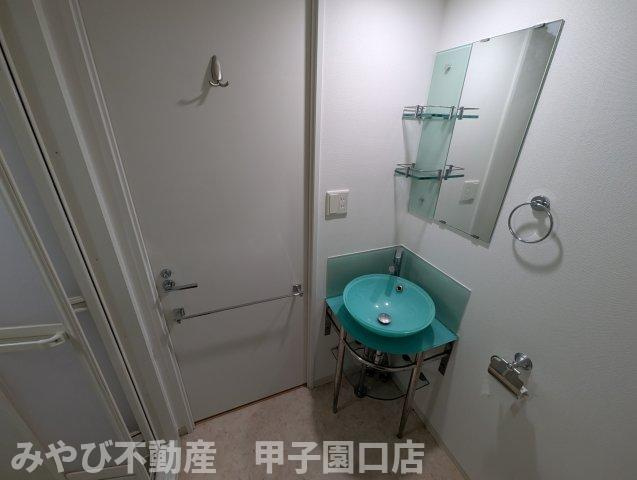 セレニテ甲子園Ⅱの洗面所