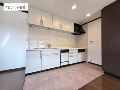 【居間・リビング】 | 久喜市西大輪　中古住宅   | 現地(2026年9月撮影)
2階LDK