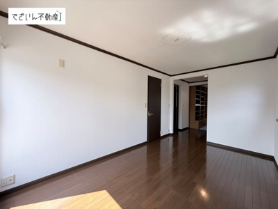 【洋室】 | 久喜市西大輪　中古住宅   | 現地(2026年9月撮影)
2階10帖洋室