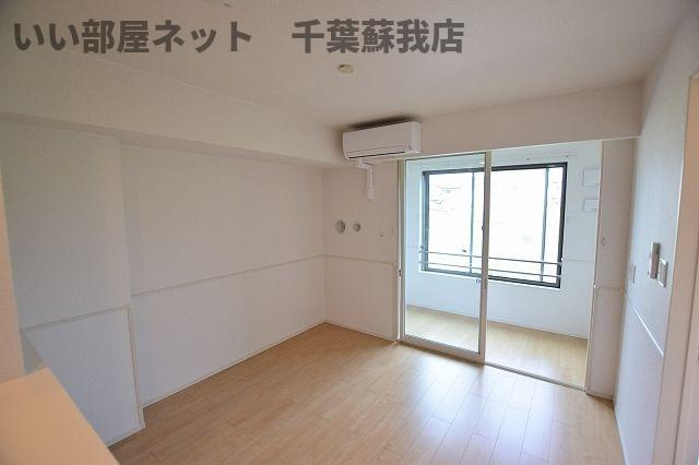 ハウス　ラフランス　Ｂの居間・リビング|こちらの居間で趣味の時間をお楽しみください