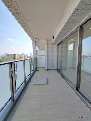 ベネチア天満橋　仲介手数料無料のバルコニー