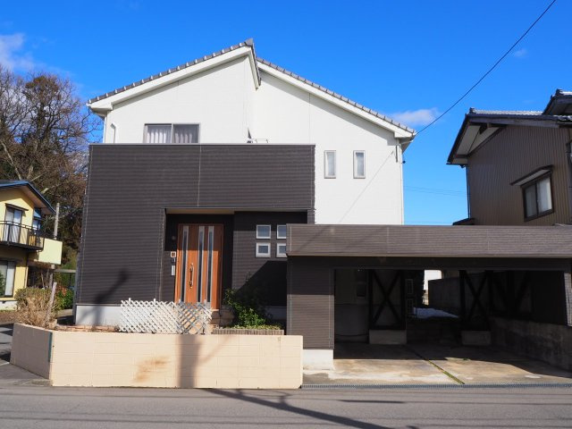 あわら市花乃杜　太陽光パネル付きのお家