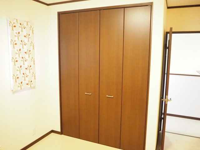 あわら市花乃杜　太陽光パネル付きのお家の内装