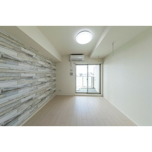 名古屋市中区新栄２丁目の賃貸マンションの居間・リビング