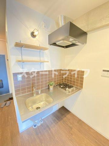 大阪市淀川区東三国５丁目の賃貸マンションのキッチン