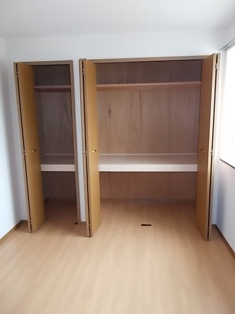 エントピア名和北Ａの収納