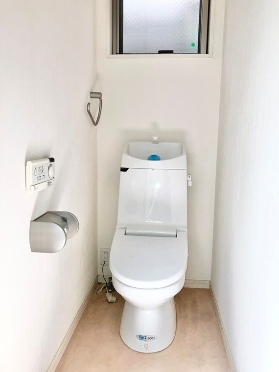 代々木戸建のトイレ