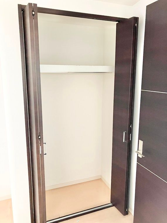 代々木戸建の収納