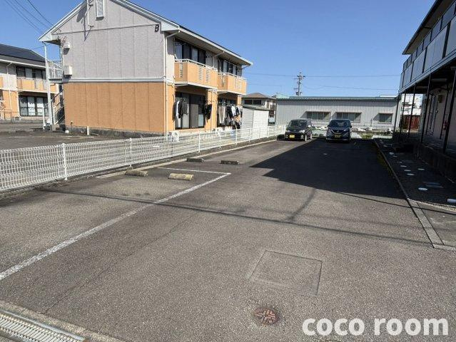 プロシードIIの駐車場