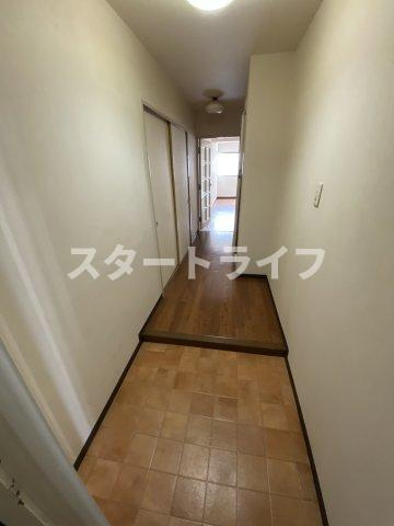 大阪市東淀川区東中島１丁目の賃貸マンションの玄関