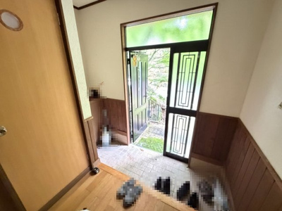 【玄関】 | 吾妻郡嬬恋村大字鎌原  3LDK