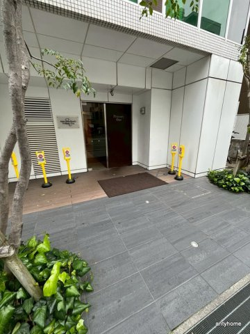 アーデン四ツ橋プライマリーワン　仲介手数料無料のエントランス