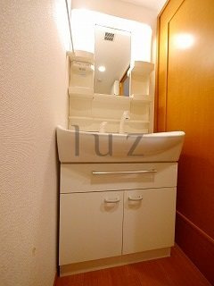 マーベラスエクセレントの洗面所