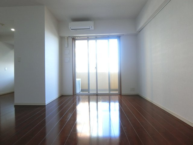 アールスタイルズ武蔵小杉イーストの居間・リビング|他のお部屋の参考写真となります。