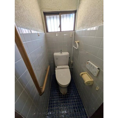 【トイレ】 | 高石市千代田4LDK戸建て