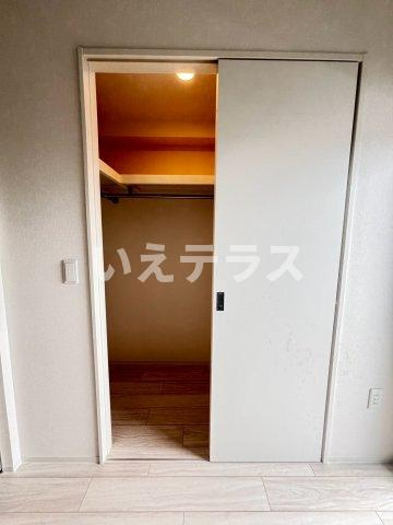 セレニテ西元町アリエの収納