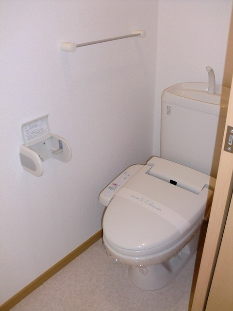 ウィンヒルズDのトイレ