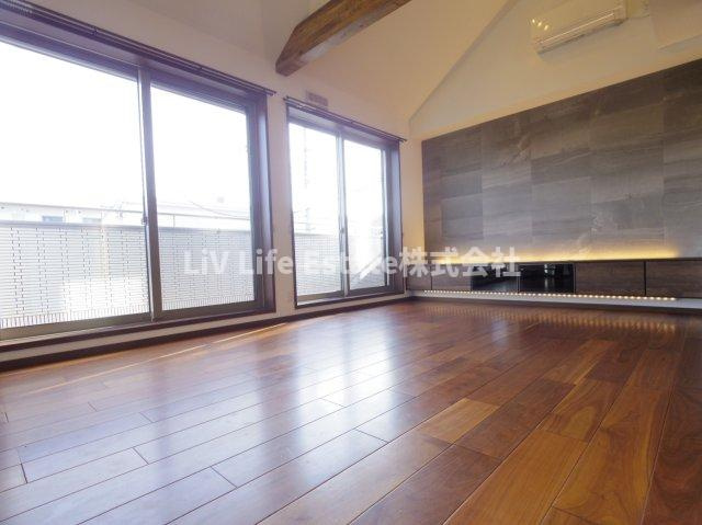 東村山市萩山町４丁目のアパート