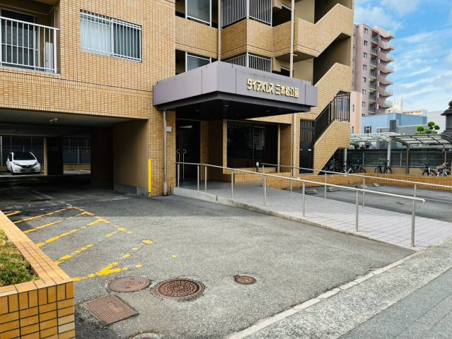 ダイアパレス三本松公園301号のその他