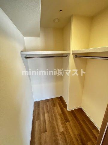 ルーセントオーデン難波の収納