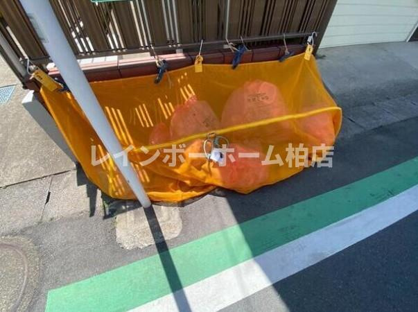 特典：仲介手数料が無料です!!のその他共用部分|ゴミ置き場です
