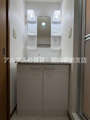 【独立洗面台】 | リュミエール上永谷