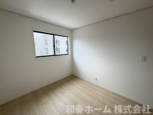 クレイドルガーデン徳島市中吉野町第1の洋室