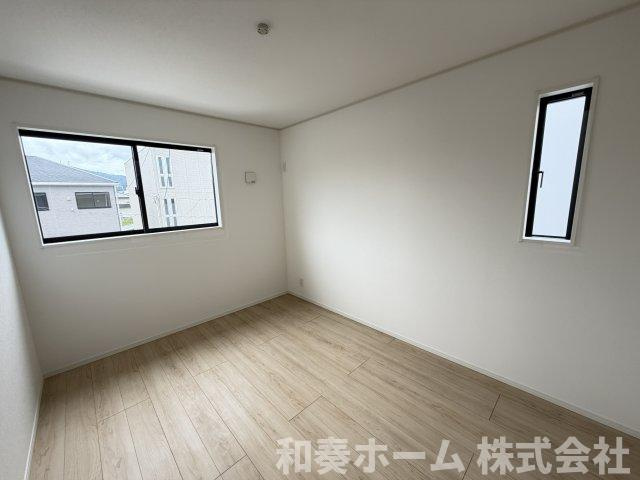 クレイドルガーデン徳島市中吉野町第1の洋室