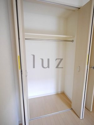 ライジングプレイス石川町の収納