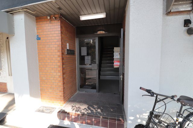 【エントランス】 | 日建ハイツ
