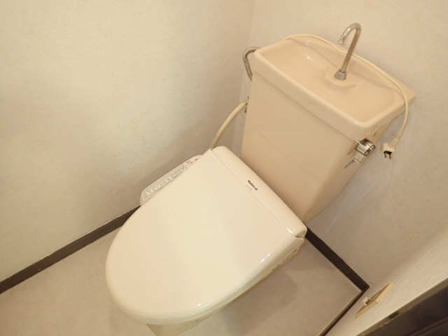 サンメゾン植田のトイレ