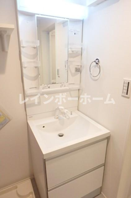 ハーモニーテラス鎌倉Ⅲの独立洗面台|※別部屋参照写真となります。