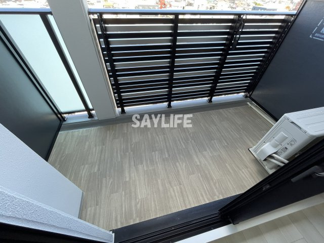 IW　RESIDENCE大阪CREST　TAPPのバルコニー