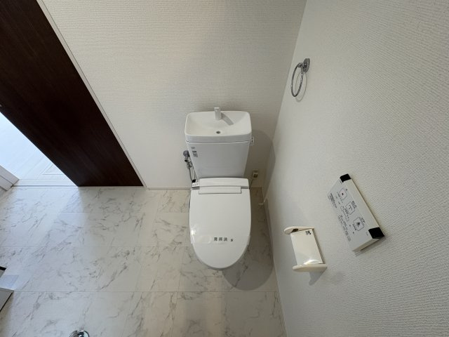アジール・デュオBのトイレ