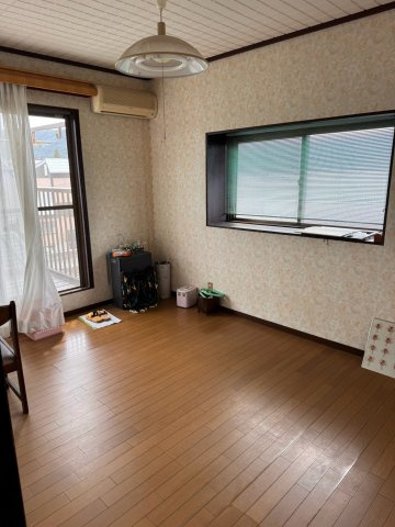 山形県米沢市城西4丁目の洋室