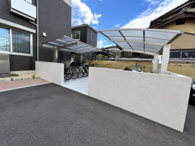 ラシュレの駐車場