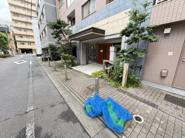 クリオレジダンス大森ウエストのエントランス