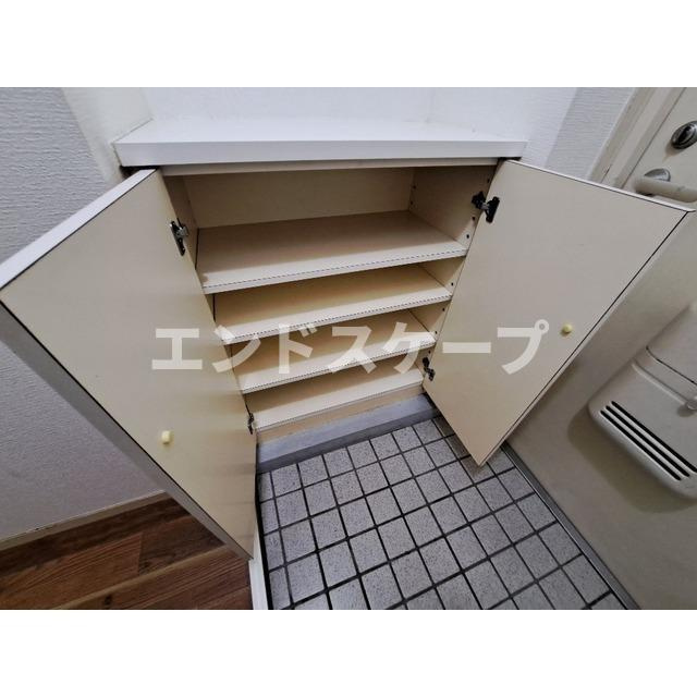 プレセランスアドニードの収納|高崎、前橋のお部屋探しはエンドスケープまで！お客様の理想お聞かせ下さい♪